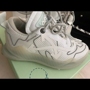 Off-white odsy mesh white silver shoe